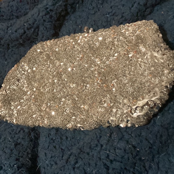 Silver sequins clutch with concealed strap - Picture 3 of 3